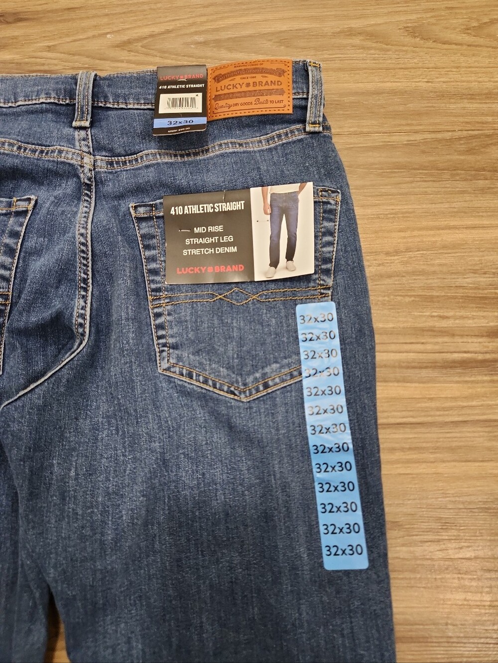 Mens Lucky Brand 410 Athletic Straight Jeans 32x30 Mid Rise Stretch Denim NWT - Picture 4 of 9